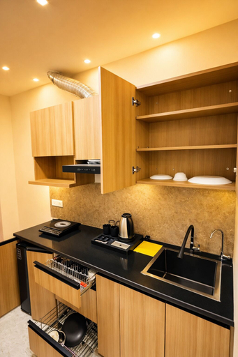 Private kitchen 5, Dreamwood Hotel Near Sec 29 Gurgaon, Gurgaon