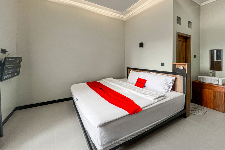 Bedroom 3, RedDoorz Syariah @ Tigadua Wonosobo, Wonosobo