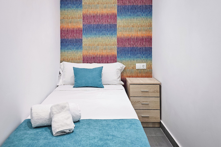 Room 2, Ros Lil Suites, Alicante