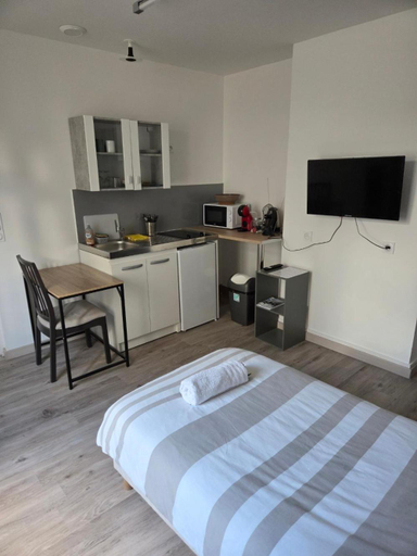 Bedroom 4, Les Nids, Seine-Maritime