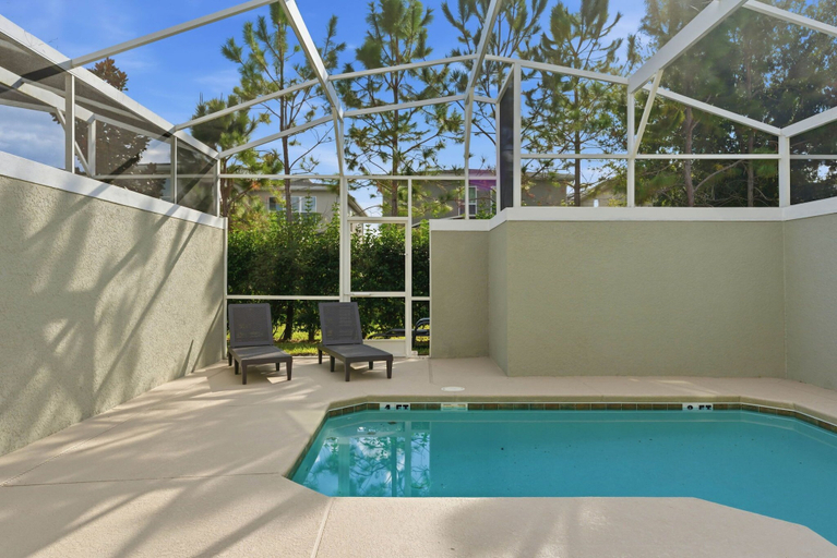 Pool 2, Stylish Disney Getaway With Themed Rooms, Osceola