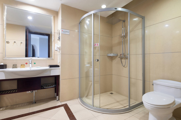 Bathroom 4, COUNTRY GARDEN Chizhou Phoenix Hotel, Chizhou
