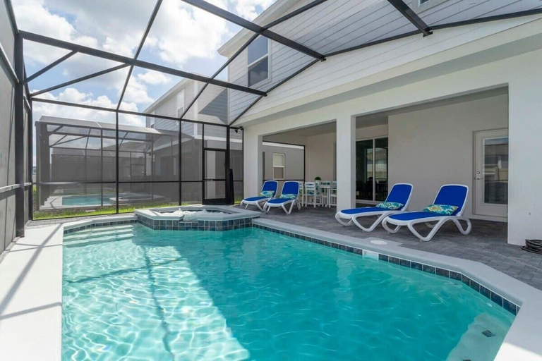 Pool 3, New & Fun Family Getaway - Super Cute Home, Polk