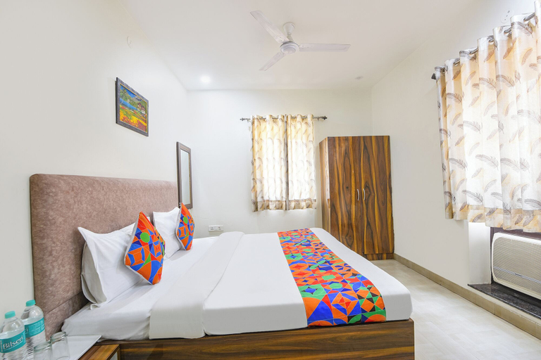 Room 5, Fabhotel Fortune Residency - Nr Sarai Rohilla Railway Station, Delhi