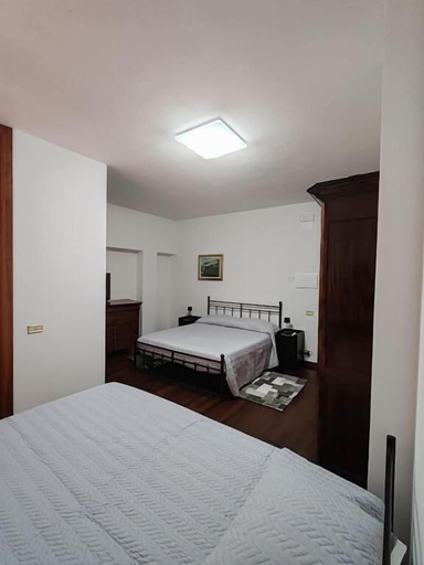 Room 4, Villa Andreina, Fermo