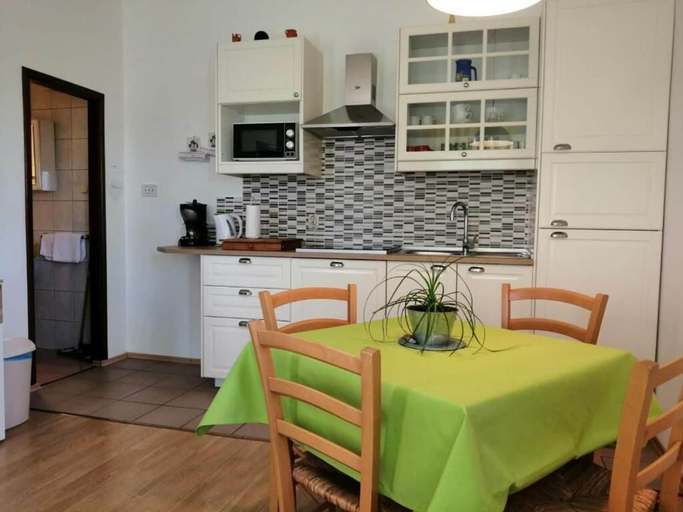 Private kitchen 5, Apartment Orlic, Senj