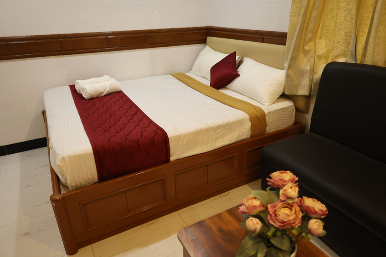 Room 3, SVS Grand, Dindigul