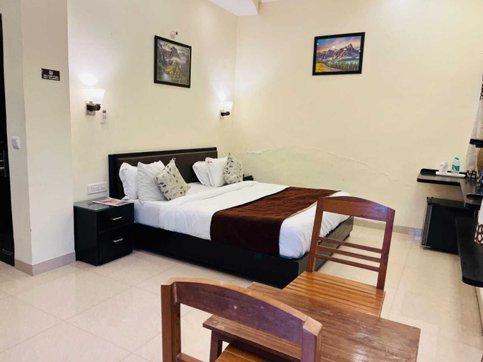 Room 4, Home in the Hills Resort & Restaurant, Dehradun