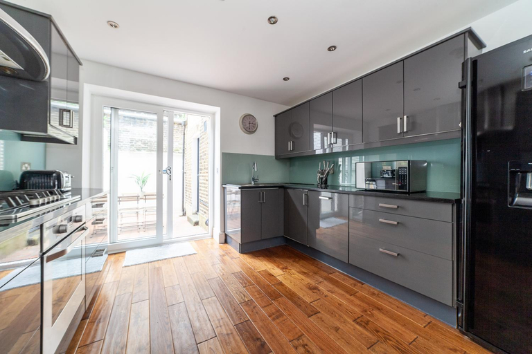 Others 5, The Hammersmith Villa, London