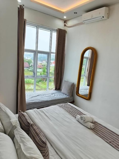 Room 5, Aline Villa, Wonosobo