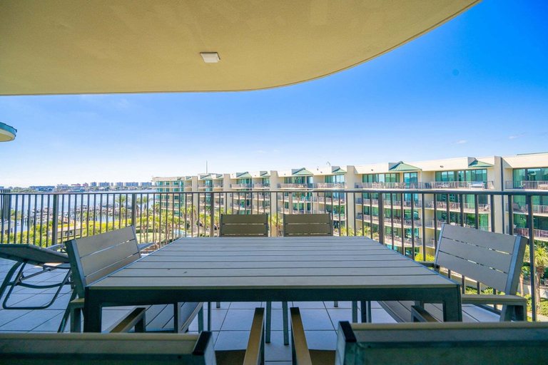 Outdoor dining 2, Phoenix On The Bay 1528 3 Bedroom Condo, Baldwin