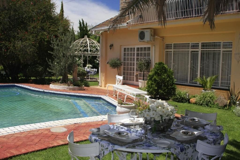 Outdoor dining, THE SUMMER PLACE BOUTIQUE GUESTHOUSE, Mangaung
