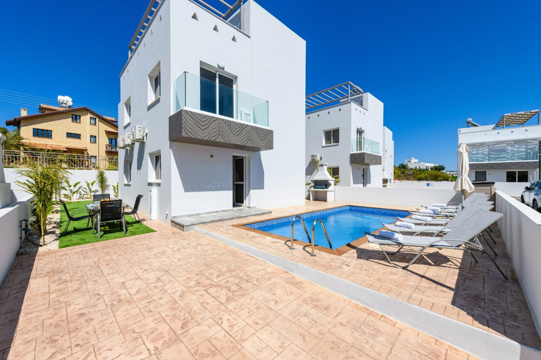 Sport & Beauty, Nissini Villa 8 in Ayia Napa
