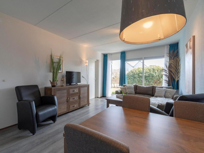 Others 4, Beachside Bliss in Callantsoog, Zijpe