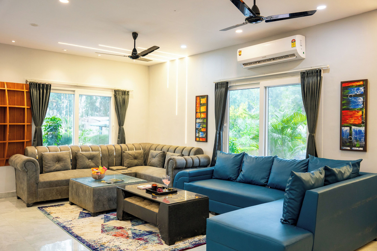 Living area 4, Alaya Stays Aurea 4 BHK Farm With Pool, Gautam Buddha Nagar