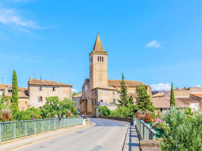 5, Villa in St Denis with Pool Pyrenees View, Aude