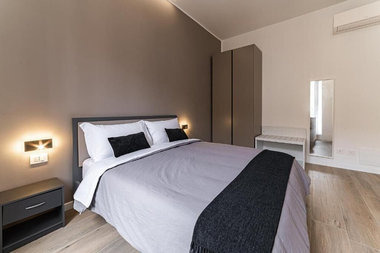 Room 3, Vatican Suites Apartment - Vatican City, Rome