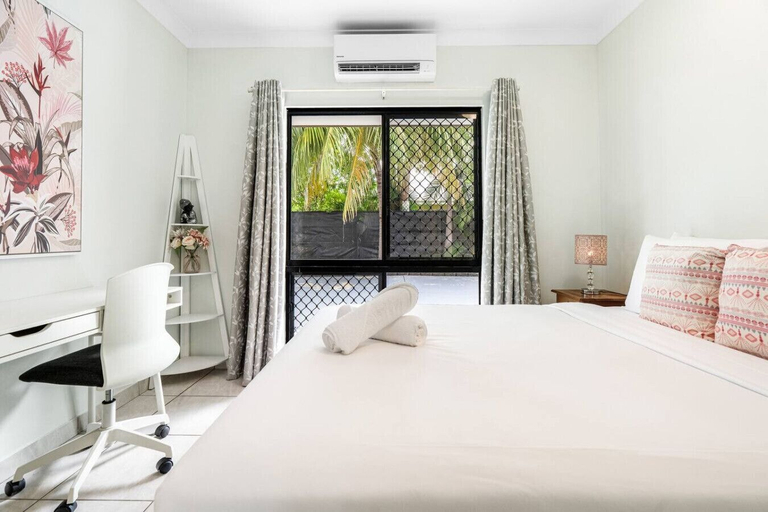 Room 2, Zen Orient Luxurious 4BR Oasis With Private Pool, Lee Point-Leanyer Swamp