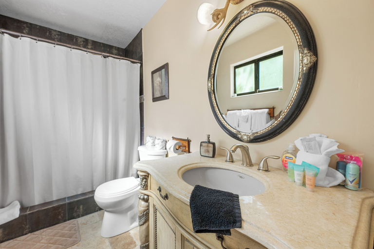 Bathroom 5, Big Bear Cozy Cottage, San Bernardino