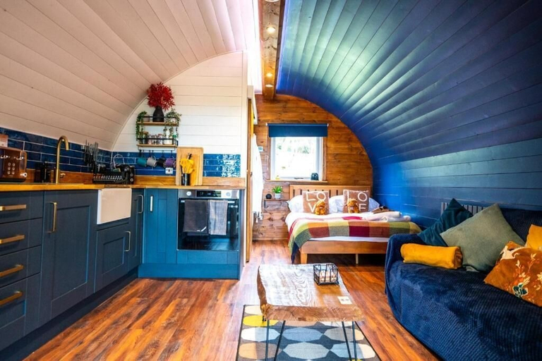 Room 2, Coorie Retreats, Dumfries and Galloway