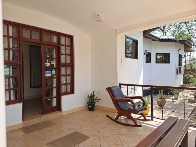 Others 4, Rainbow Executive Lodge, Hai