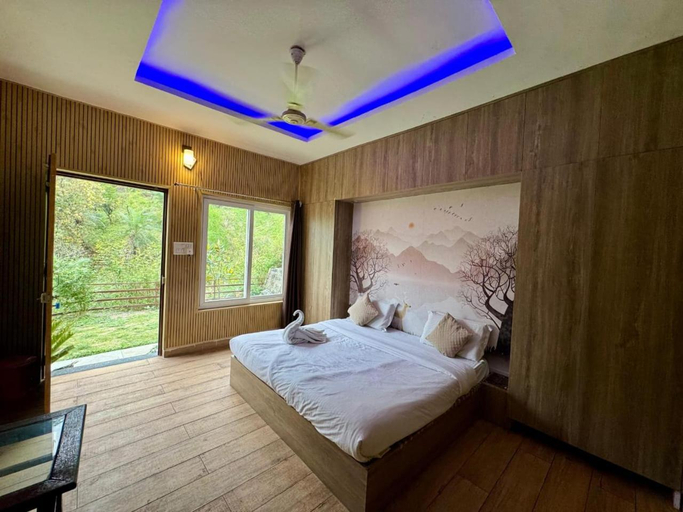 Bedroom 2, Fun N Forest Resort, Dehradun