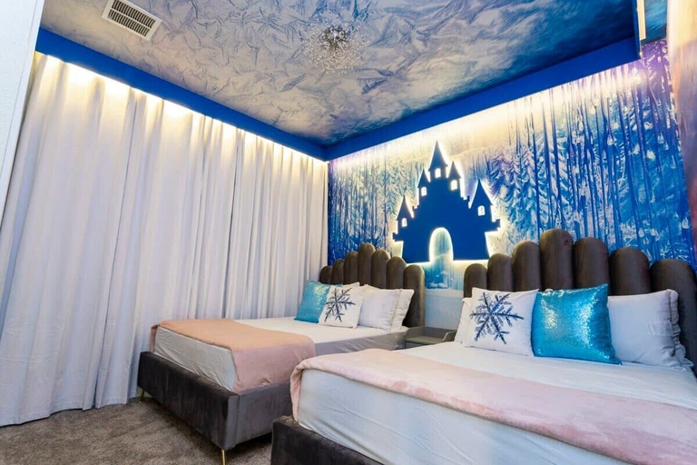Bedroom 2, Luxurious Home Theme Beds & Private Pool, Osceola