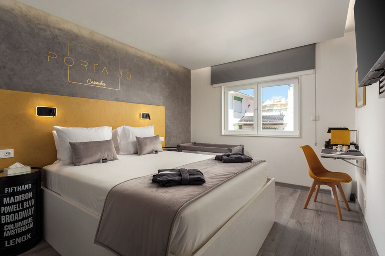 Room 5, Porta 30, Oeiras
