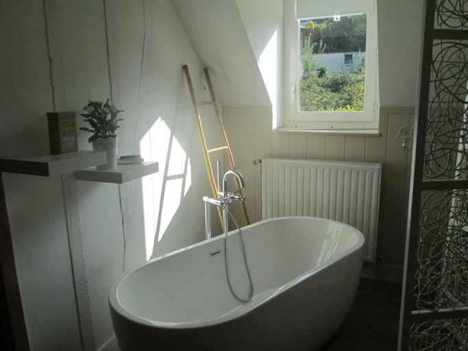 Bathroom 3, Chambres d'hotes Atypik, Seine-Maritime