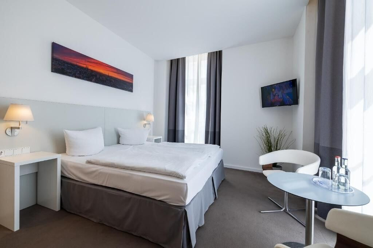 Bedroom 4, Hotel KO15, Lübeck
