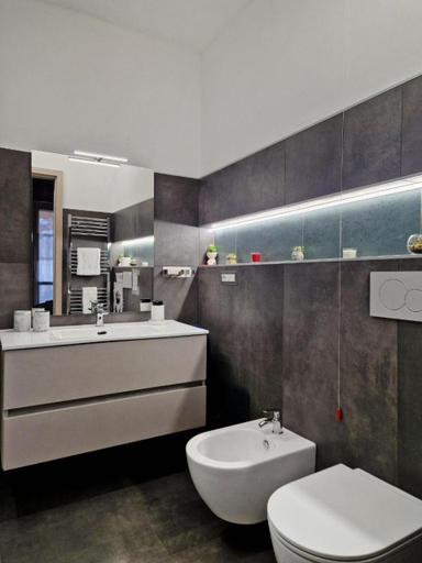 Bathroom 5, B&B Comfort Room 93, Benevento