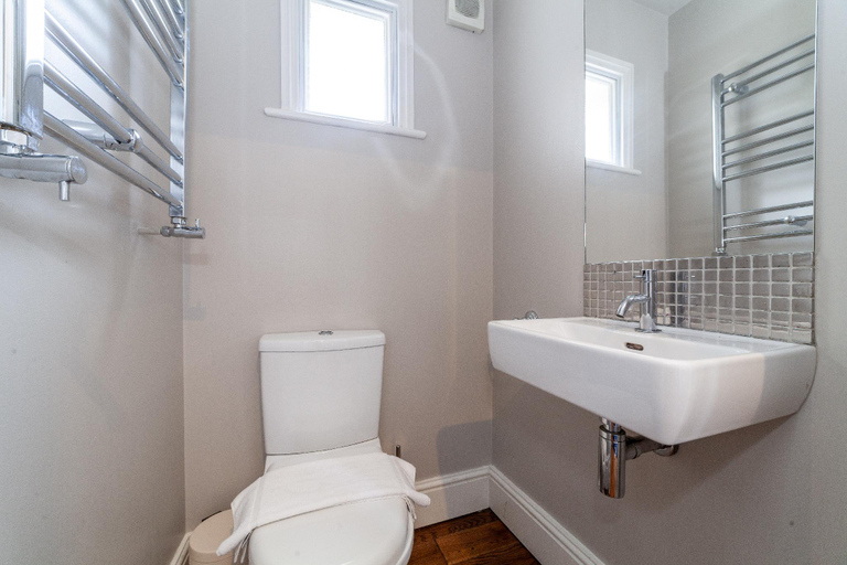 Bathroom 3, The Hammersmith Villa, London