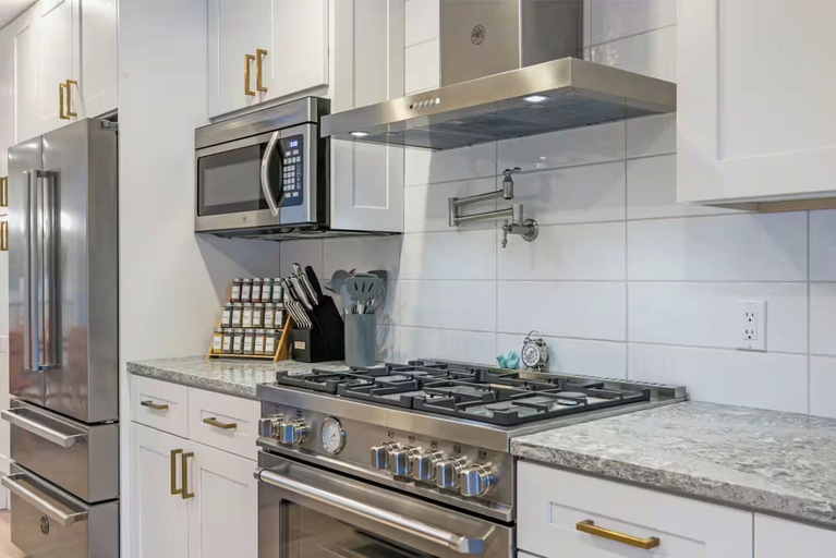 Private kitchen 3, Serenity at Shorewood, Suffolk