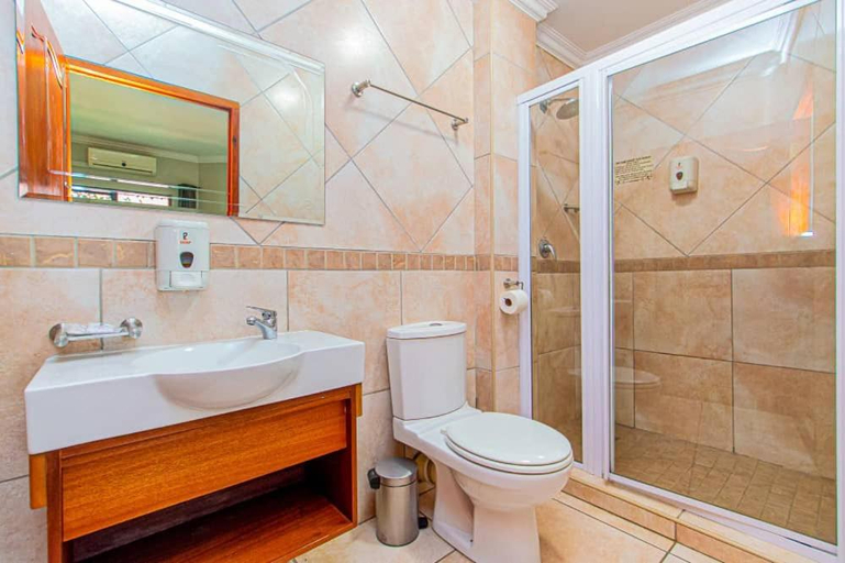 Bathroom 3, Boksburg Boutique Hotel, Ekurhuleni