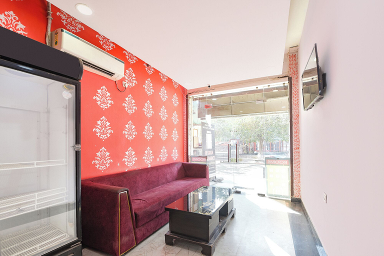 Lobby 4, Fabhotel Nishka Residency, Delhi