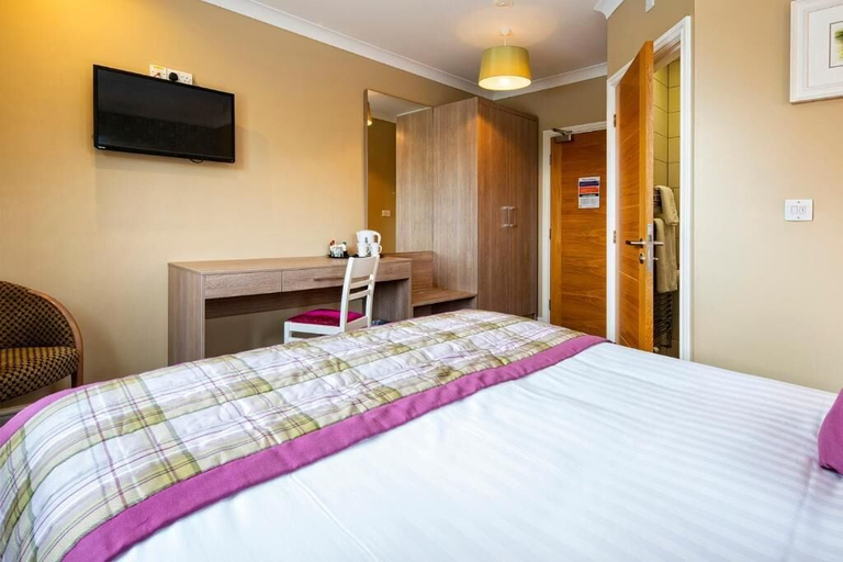 Room 5, The White House Rhuallt, Denbighshire