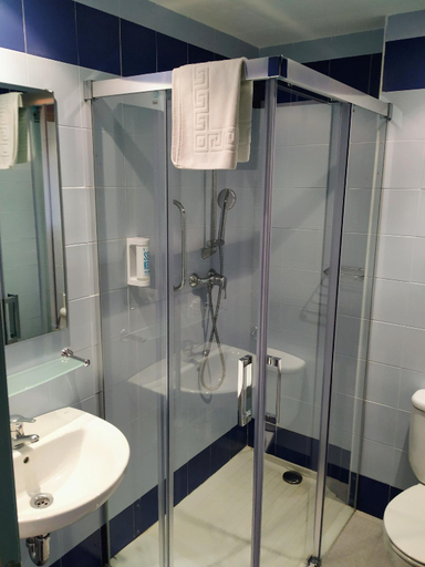 Bathroom, Casa Santa Elena, Girona