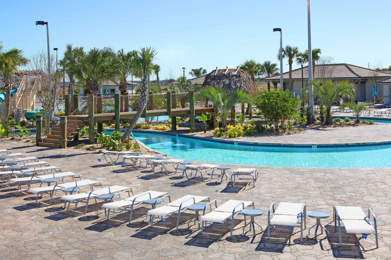 Pool 5, Charming Home With Themed Bedrooms & Private Pool, Osceola