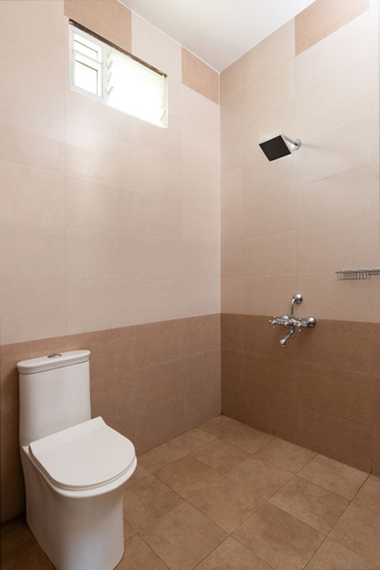 Bathroom 5, Deer Meadows, The Nilgiris