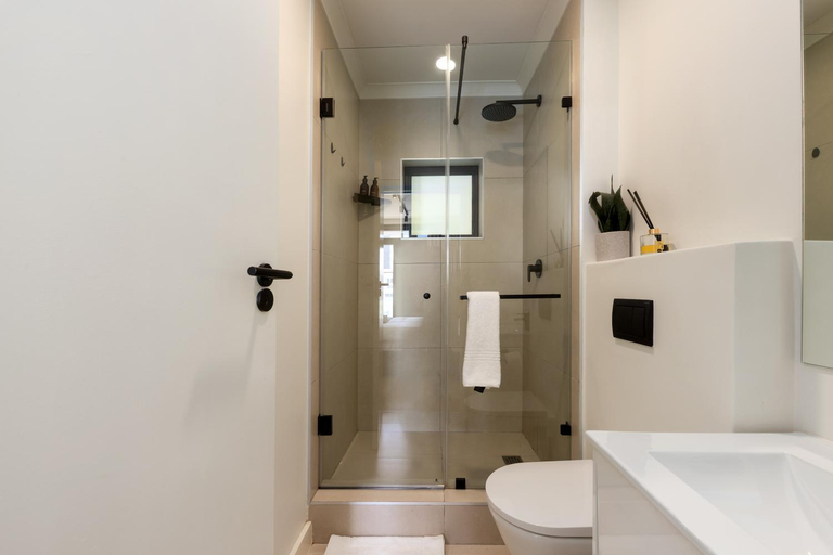 Bathroom 3, The Sage Luxury Apartment Hotel, City of Cape Town