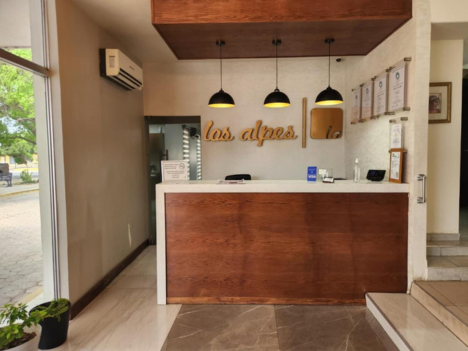 Others 5, Motel los Alpes, Acuña