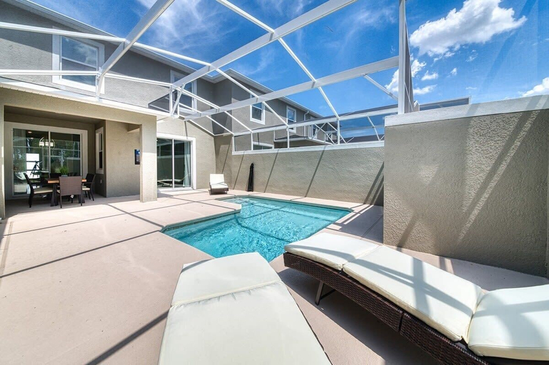 Pool 2, Chic, Spacious With Private Pool, Ideal Location, Osceola