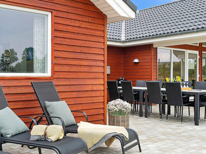 Others 5, 5 Star Holiday Home in Grenaa, Norddjurs