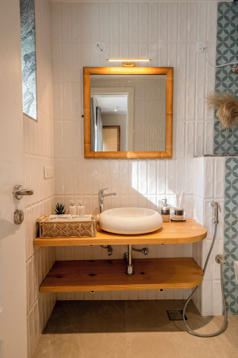 Bathroom 5, Staymaster Solintra 2BHK C402, North Goa