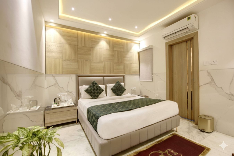 Bedroom 3, Hotel International Inn, Delhi
