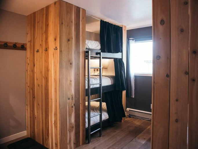 Bedroom 3, LOGE Bend, Deschutes