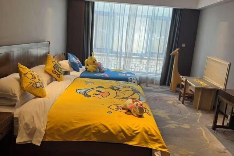 Bedroom 3, Zheng Ming Hotel, Lishui