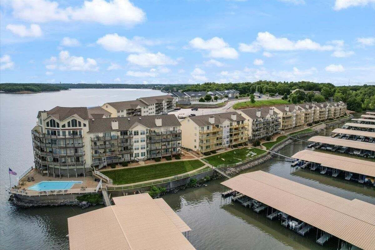 Exterior 5, Beach Area, 2 Pools, Pet-friendly Condo at 20.5mm, Camden