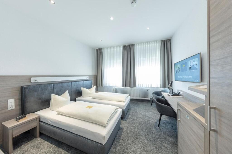 Others 5, Hotel Reichshof, Unna