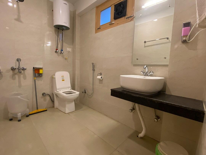 Bathroom 3, Getaway Stays Manali, Kullu
